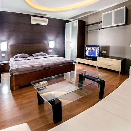 Hotrent Pechersk Lesy 20/22 Kiev Eksteriør bilde